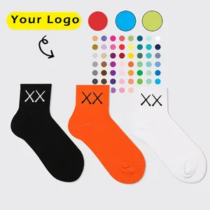Özelleştirilmiş renk marka Logo tasarım sonbahar kızlar ayak bileği kalite parlak turuncu moda kadın ücretsiz boyutu çorap