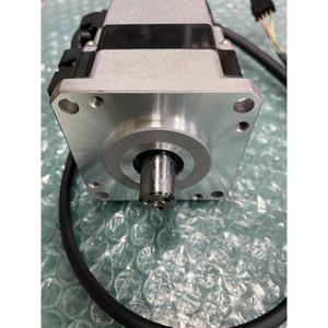 00314794 MG05_60_30_T0 TSM3217N8334E900 Motor de 150W para Robot - Product Image 4
