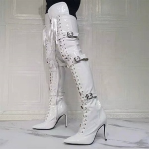 Bottes longues à boucles de style punk pour femmes, grande taille EU 47, bottes à lacets au-dessus du genou, bottes à talons hauts pour femmes aux pieds larges - Product Image 1