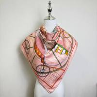 LUCKY FABRIC OEM Foulard carré décontracté personnalisé en 100% soie de mûrier à imprimé numérique motif dessin animé 65*65cm |   Foulard vintage pour femmes