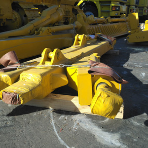 Nouveau bulldozer sur chenilles compact Shantui SD08 de 80 CV avec ripper à 3 dents - Product Image 5