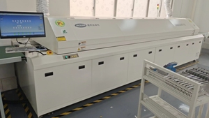 เครื่องบัดกรีแบบรีโฟลว์สำหรับเตาอบ0-2000มม./นาที, เครื่อง <span class=keywords><strong>Top8</strong></span>ความเร็วสายพานลำเลียงด้วยความร้อน Bottom8ระดับไฮเอนด์ - Product Image 4