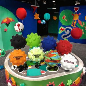 Pelota Antiestrés de Silicona 3D con Logotipo Personalizado, Reutilizable, con Diseño de Arcoíris, para Niños de 14 Años, Promocional, VK Toysrunner - Product Image 3