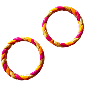 Elegantes Brazaletes de Laca Hechos a Mano en Rojo, Verde y Crema, Accesorios de Moda Étnica de Diseño para Bodas, Festivales y Celebraciones - Product Image 4