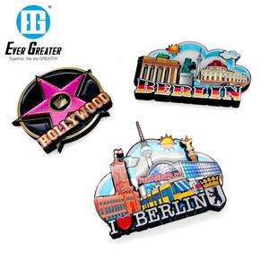 Aimant de réfrigérateur souvenir de voyage de <span class=keywords><strong>Berlin</strong></span> de haute qualité autocollant magnétique en bois de feuille personnalisée avec conception en bois multicouche époxy 3D - Product Image 1