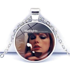 Collana pendente in cristallo con catena portachiavi per gioielli regalo per donna del Tour di epoca - Product Image 6