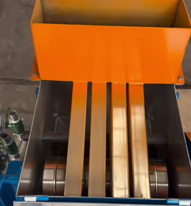 Separatore Magnetico Professionale per Minerali a Bassa Magnetizzazione con Spazzole di Scarico ad Alta Efficienza per l'Industria Mineraria - Product Image 5