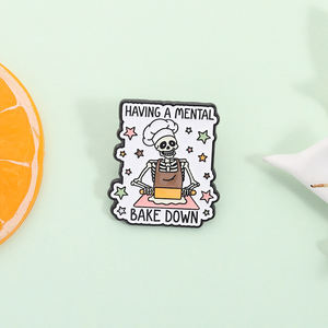 Pin de esmalte con diseño de esqueleto horneando, cita divertida y humorística, broche, insignia de solapa, joyería al por mayor - Product Image 2