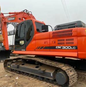 Used Doosan 300 Crawler Excavator DH300 2022 <b>Model</b> 29.6 Ton Good Condition 0.16m Bucket Hydraulic Pump Fully Hydraulic System - Product Image 2