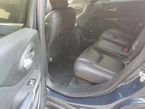 Jeep Cherokee <span class=keywords><strong>2.0</strong></span> Youxiang 2WD Auto 2019 2020 <span class=keywords><strong>2021</strong></span> con Personalización Interior, SUV Americano Usado, Económico y Confortable para la Familia - Product Image 5