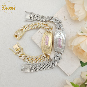 Pulsera Religiosa Gruesa de Plata 14k con Zirconia, Diseño Único de Dios de la Muerte de Guadalupe con Guadaña, Estilo Punk Popular, Tres Tonos Oro Laminado - Product Image 4