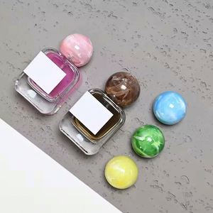 Flacons de parfum en verre personnalisés de 50 ml, design créatif de forme arrondie unique, transparents, avec couvercle en résine et pulvérisateur à pompe, impression sérigraphique - Product Image 5