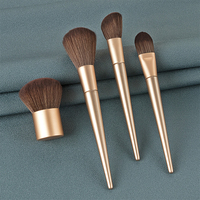 Ensemble professionnel de 4 pinceaux de maquillage en poudre or champagne, manche en bois, poils synthétiques, portable, logo personnalisé pour le visage, les ombres à paupières