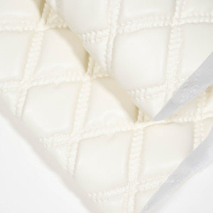 Korean Viral Bubble Grid <strong>PU</strong> <strong>Leather</strong> - Cloud Bag Material with Puffy Effect, Skin-Friendly &amp; Soft for Luggage &amp; Bags - Product Image 3