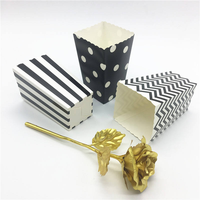 Boîte à Popcorn Jetable Rayée Imprimée UV avec Fermeture Magnétique, Logo Personnalisé, Style Européen et Américain, Créative, Motif Poulet et Fleur en Papier