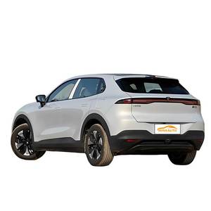 Deepal S05 EREV SUV: oltre 1200 km di autonomia combinata, design futuristico, cockpit intelligente e consumo di carburante ultra-basso. - Product Image 4