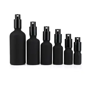 Umweltfreundliche 30 ml 50 ml 100 ml mattschwarze verpackung für parfüm ätherisches Öl glas-sprühflaschen mit sprühnebelkappe