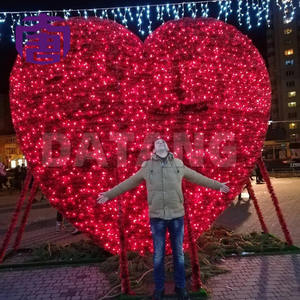 Stunning 3d Heart Arch <b>Led</b> Decorative Lighting For Shopping Mall Entrances Wedding Venues Christmas And Festival Scenes - Product Image 4