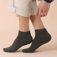 Nouveauté, chaussettes de sport pour hommes, vente en gros, personnalisées, blanches, unisexes, tendance, été, antidérapantes, 5 paires avec logo