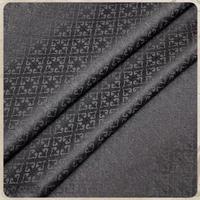 Kain Sutra Mulberry 100% Kelas 6A Shui-Zhi Hangluo Motif Bunga Musim Semi Hitam Bentuk Hati Persegi Lebar 70cm Bernapas Anti-statis Haute