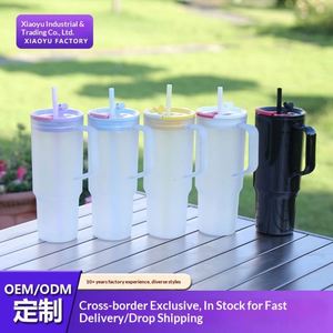 Gobelet en plastique de 40 oz avec poignée et paille, grande capacité, gobelet de voiture givré, tasse de voyage réutilisable, articles de boisson personnalisables avec logo, vente en gros - Product Image 3