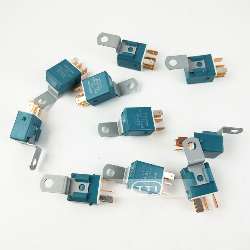 5 Pin Relay Switch for Komatsu & Hitachi | Part Numbers 156700