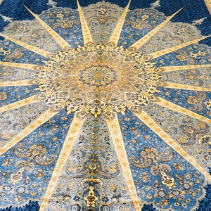 Grande <span class=keywords><strong>Tappeto</strong></span> Turco Blu Samarkand Fatto a Mano in Pura Seta per Soggiorno, Prodotto in Turchia, Dubai e India - Product Image 4