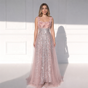 Abito Midi Moderno per <span class=keywords><strong>Madre</strong></span> della Sposa Taglie Forti con Schiena Illusione Plissettata e Fiori di Paillettes a Strati - Product Image 1