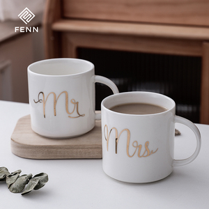 Superficie lucida di vendita calda <span class=keywords><strong>mr</strong></span> <span class=keywords><strong>mrs</strong></span> 350ml 12oz tazza tazza da caffè in ceramica per regalo di nozze - Product Image 4