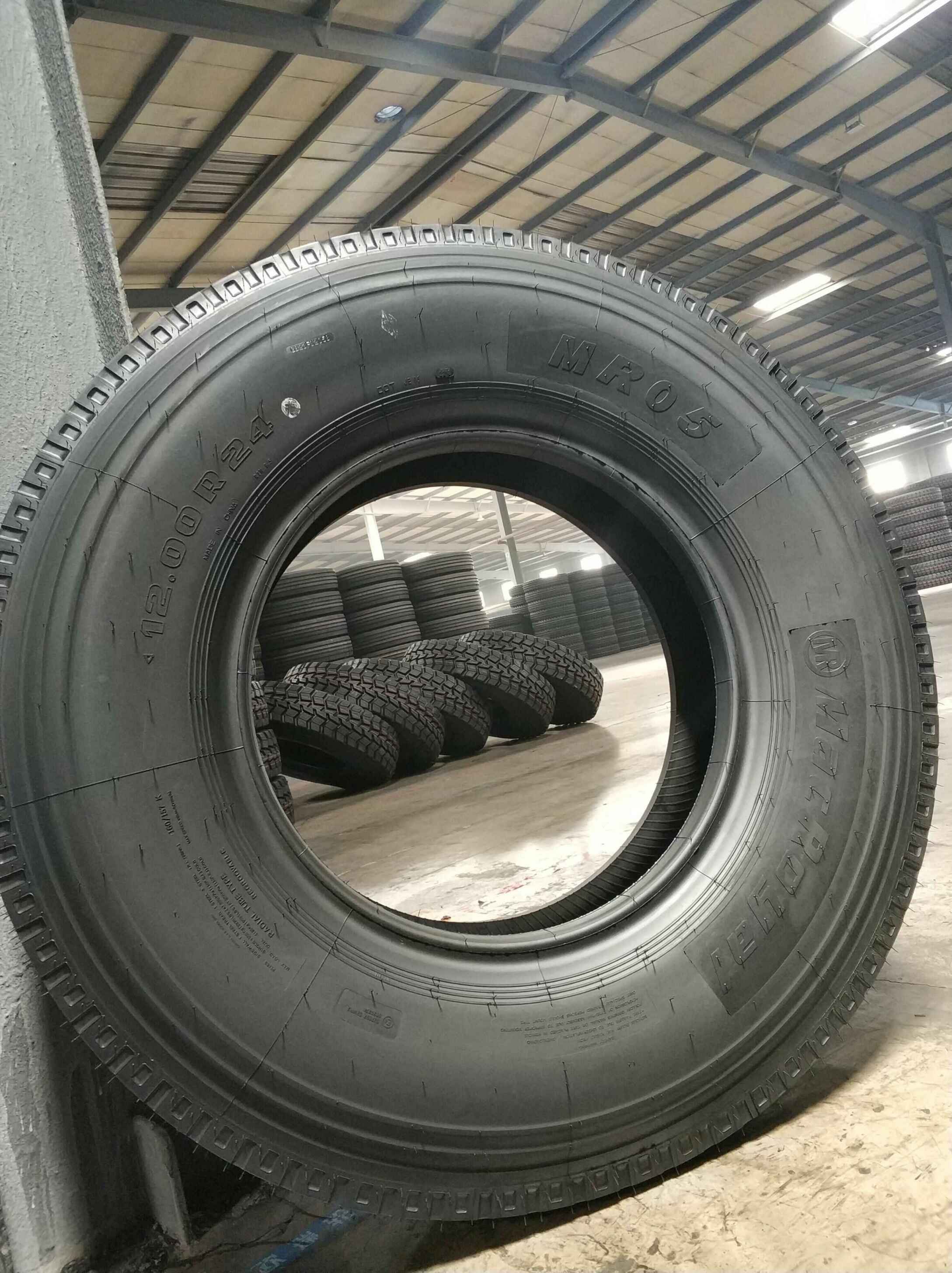 Doupro Brand Truck Tire 12.00R24 YS859 - Durable & Reliable