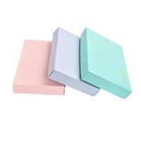 Boîtes d'emballage rigides en carton écologique avec logo personnalisé en relief pour sous-vêtements et chaussettes pour hommes et femmes, boîte cadeau de luxe