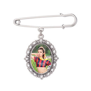Pendentifs vierges personnalisés Photo commémorative Bouquet <span class=keywords><strong>de</strong></span> mariage Sublimation Graduation Cap Charms Broche en métal avec <span class=keywords><strong>ailes</strong></span> d'ange - Product Image 2