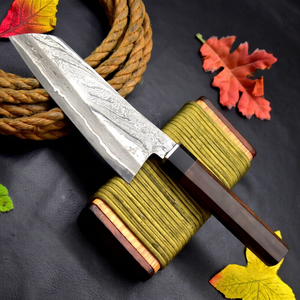 Cuchillo de chef de acero de Damasco hecho a medida, con filo biselado recto, mango de madera, cuchillo de cocina con grosor de 0.6 mm - Product Image 1