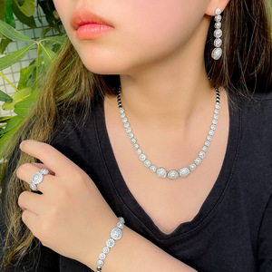 <span class=keywords><strong>Dubai</strong></span> <span class=keywords><strong>Set</strong></span> perhiasan pernikahan pengantin India Afrika bentuk bulat mewah batu zirkonia kubik berlapis emas - Product Image 3