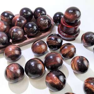 หินควอตซ์แกะสลักด้วยมือจากธรรมชาติ หินตาเสือสีแดงทรงกลม สำหรับตกแต่ง ขายดี - Product Image 6