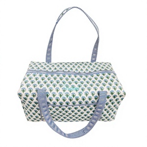 Bolsa de Mano Grande Personalizada de Algodón Acolchado, con Estampado Floral, Lavable, Ecológica, para Viajes Cortos, Yoga y Compras - Product Image 1