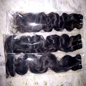Extensiones de Cabello Humano Virgen Remy Indio Sin Procesar 2026, Rizado Natural, 100% Cabello Crudo, 100g, Tejido Doble a Máquina - Product Image 1