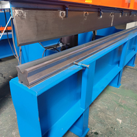 Presse hydraulique de machine à cintrer de tôle entièrement automatique de haute qualité de production professionnelle pour le Pérou