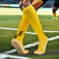 Chaussettes de football tricotées avec logo personnalisé OEM pour hommes, bas antidérapants au genou, sans adhérence, rouge, vert, automne, vente en gros