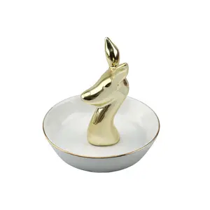 ยอดนิยม Golden Deer Pearl จอแสดงผลจานเซรามิคตกแต่งแหวน Trinket สร้อยคอเครื่องประดับถาดสำหรับงานแต่งงาน