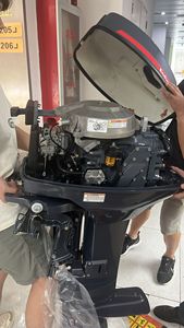 Moteur hors-bord Yamaha 40 CV 2 temps à arbre long pour bateau, à vendre - Product Image 3