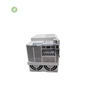ตัวแปลงความถี่ E82EV113-4C200 E82EV113K4C200อินเวอร์เตอร์ E82EV113K4C200ไดรฟ์ใหม่ของแท้ - Product Image 1