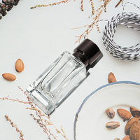 Vente en gros 30ml 50ml 100ml emballage de luxe cristal parfum carré rechargeable fond épais verre vide bouteille de parfum