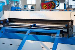 מכונת כיפוף צינורות <span class=keywords><strong>HVAC</strong></span> אוטומטית BYFOCNC קו 3, הספק 7.5 קילוואט, עובי פח 0.4-1.2 מ\\\"מ, הפעלה קלה - Product Image 3