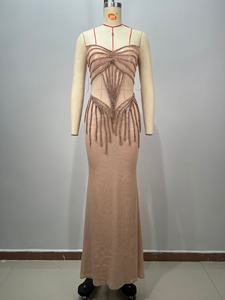 Abito Lungo Beige Senza Spalline con Cut-Out Scollo a Cuore e Schiena Scoperta a Sirena da Cerimonia Sera e Party per Celebrità Vestidos - Product Image 2