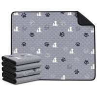 Tapis absorbant pour animaux de compagnie en polyester lavable et réutilisable, antidérapant, avec motif de patte pour chats et chiens, toutes saisons