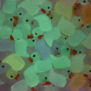 20pcs động vật phát sáng vịt flatback nhựa quyến rũ cho DIY Mini vịt thu nhỏ vườn bức tượng Keychain DIY Craft trang trí - Product Image 3