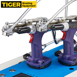 TIGER Herramienta <span class=keywords><strong>Remachadora</strong></span> Automática de Doble Pistola 2.4-6.4mm con Alimentador Automático para Remaches Ciegos - Product Image 2