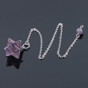 Pendentif étoile de Merkaba en cristal équilibrant avec chaîne en métal argenté - Product Image 4