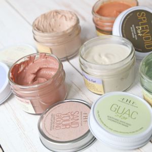 Etiquetas personalizadas ecológicas para botellas de cosméticos, impresión en vinilo BOPP impermeable, logotipos personalizados para el cuidado de la piel y envases de cosméticos. - Product Image 3
